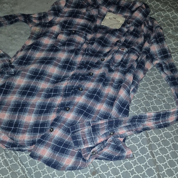 Hollister Blue and Pink Plaid Button Down Shirt - Picture 3 of 3
